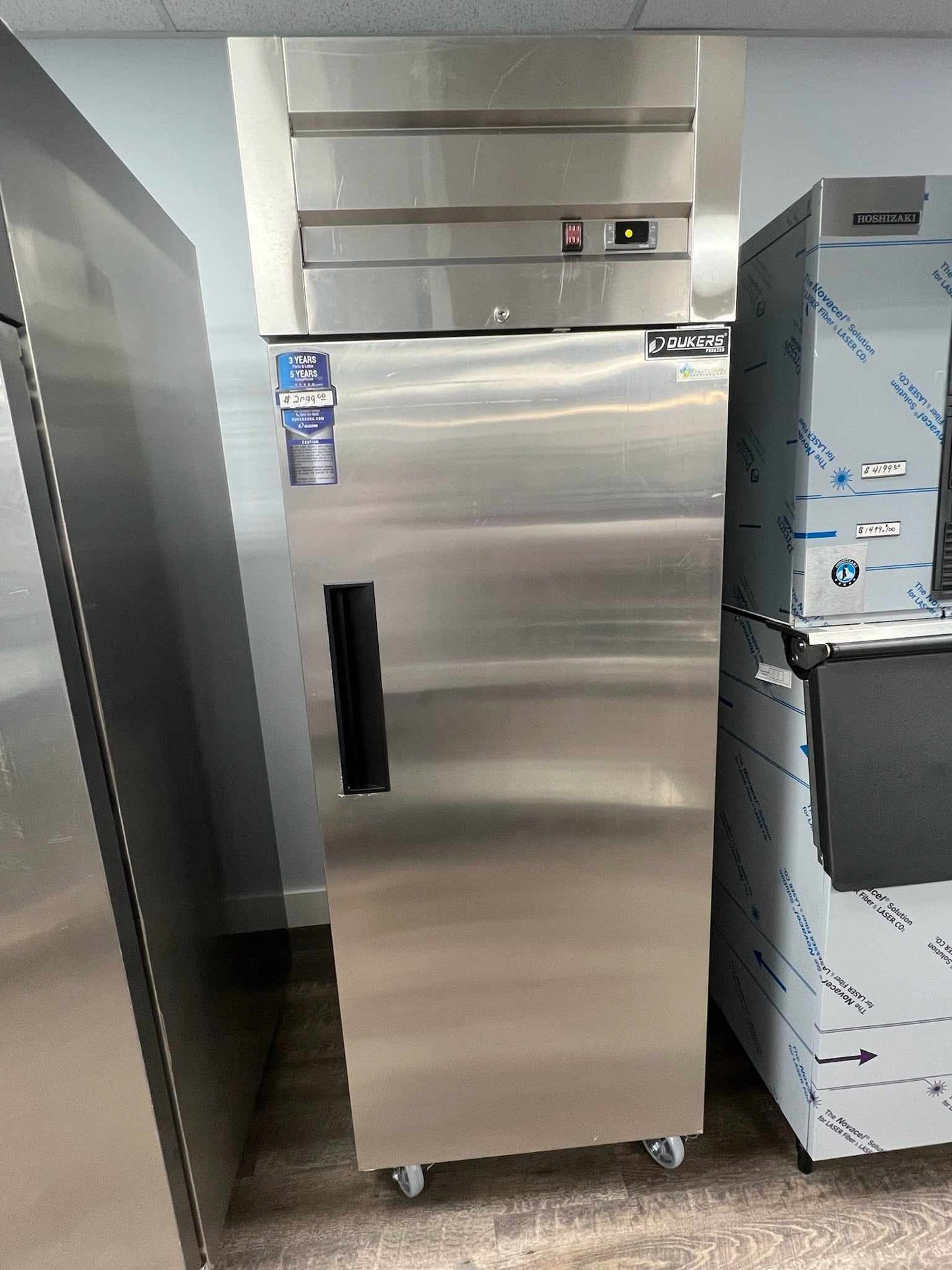 Dukers 1 Door D28AF Freezer